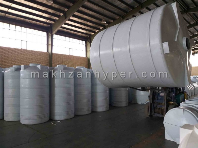 مخزن آب پلاستیکی